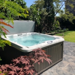 Hot tub