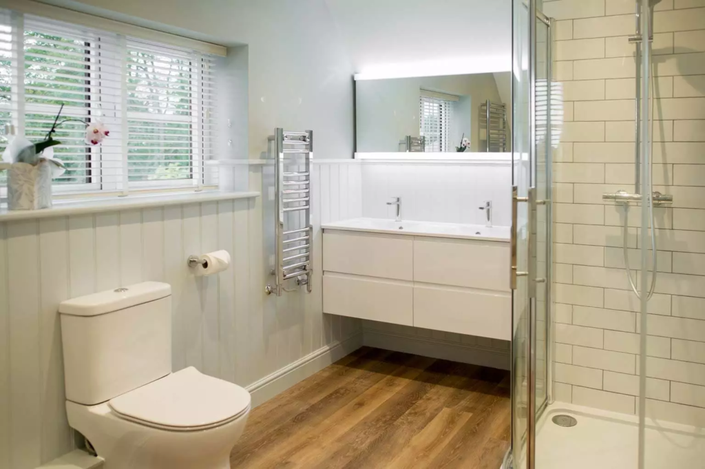 birthday party accommodation for 24 guests near london