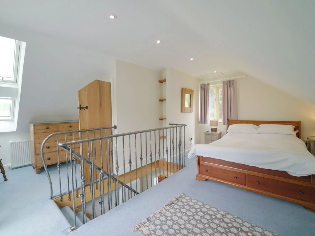 Manor House for rent near Glastonbury