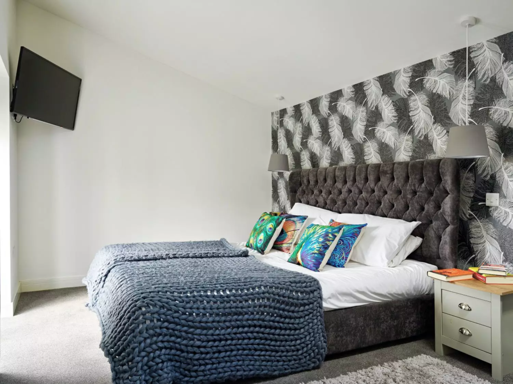 fun house to rent in the south west