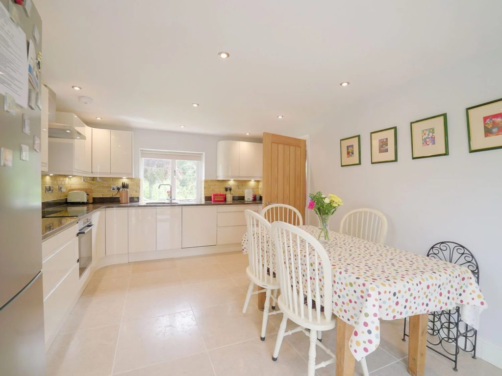 Group accommodation for 11 near Somerset