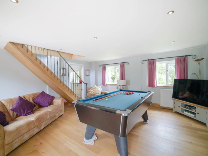 Large house with games room near Somerset