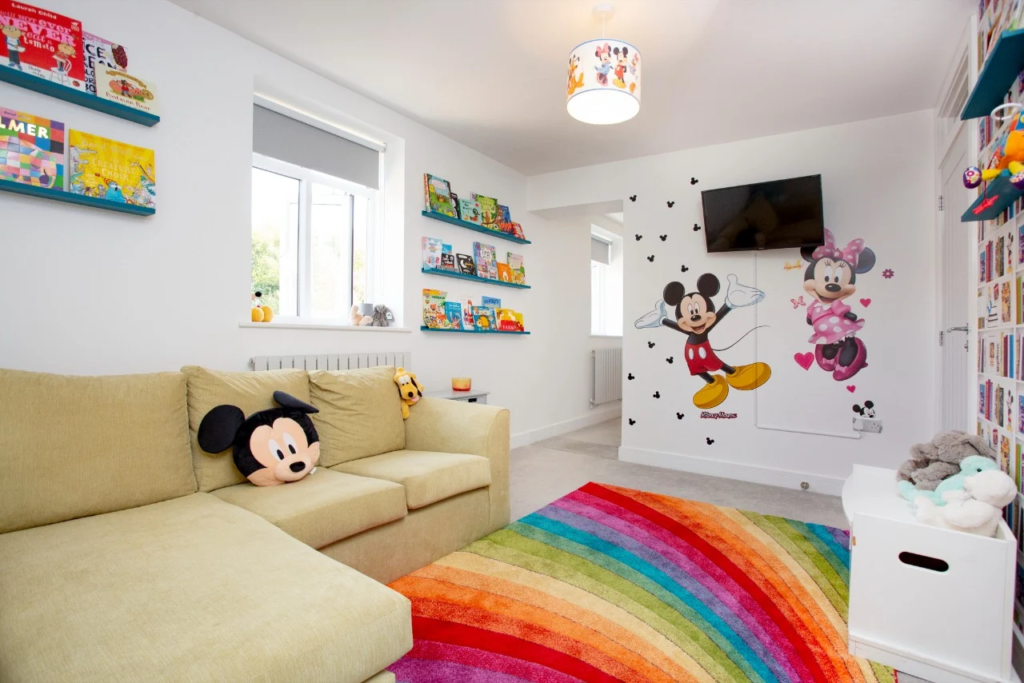 Fun Party House near London