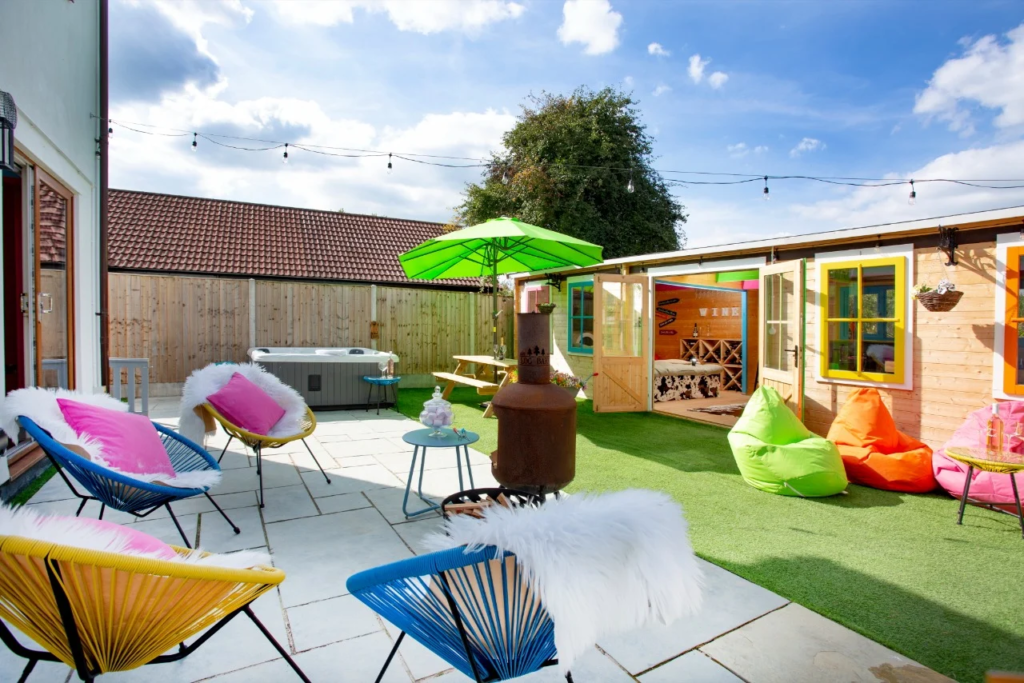 Group accommodation near Somerset