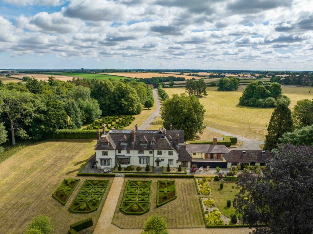 Verdant Manor
