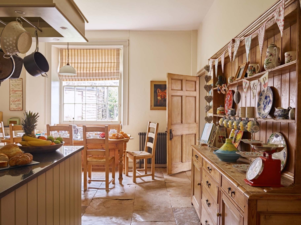 Large holiday hosue for rent Devon