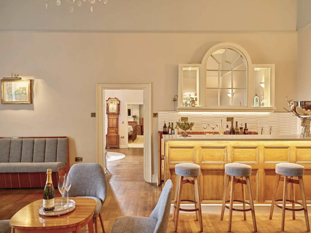 Roe Manor – photo 9