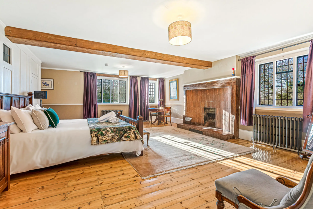 Finn Manor – photo 26