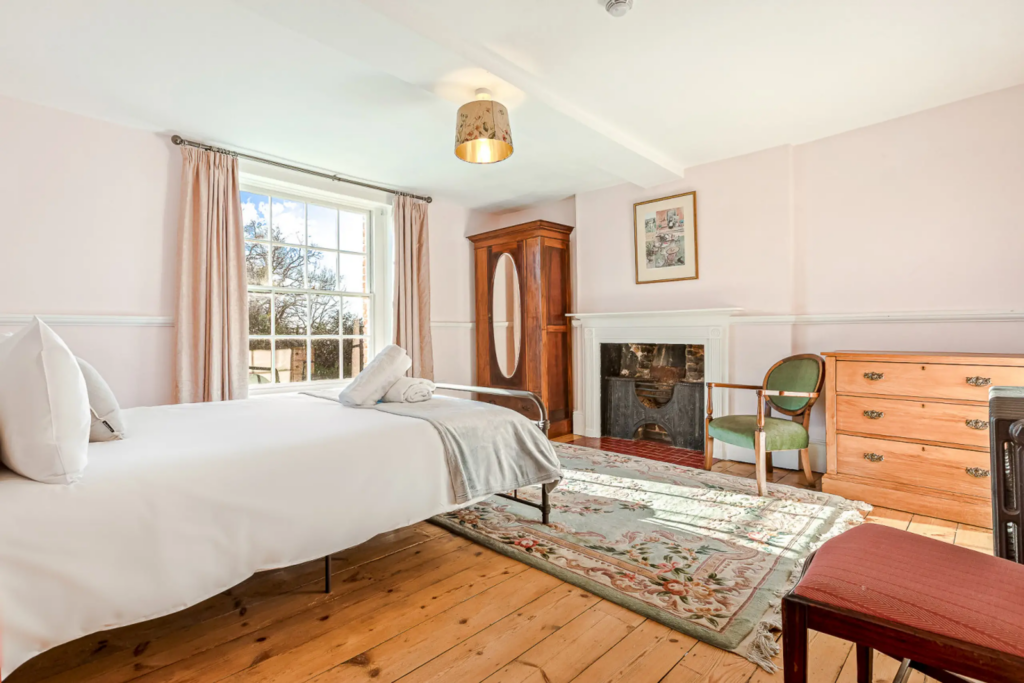 Finn Manor – photo 24